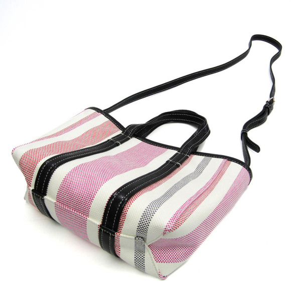 BALENCIAGA Black Leather Shoulder Bag - Picture 2 of 13